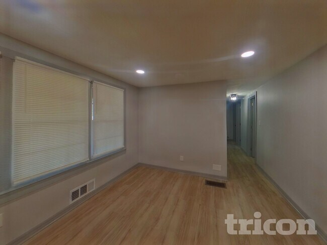 Foto del edificio - 11 Swan Dr