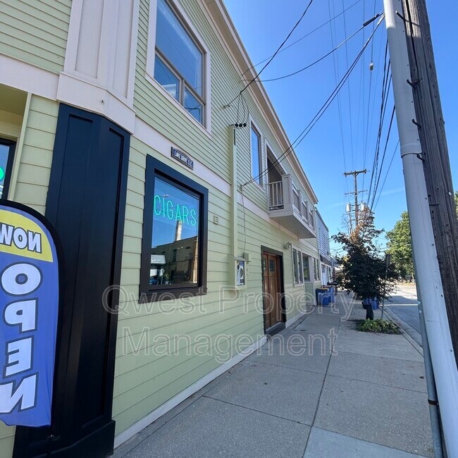 Foto del edificio - 975 Cherry St SE