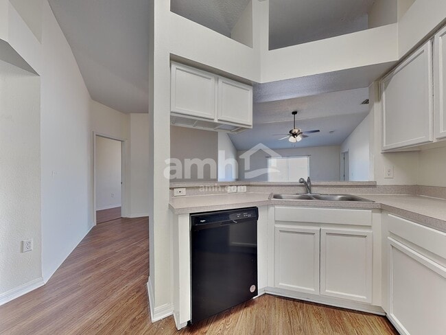 Building Photo - 4306 Reynolds Oaks Pl