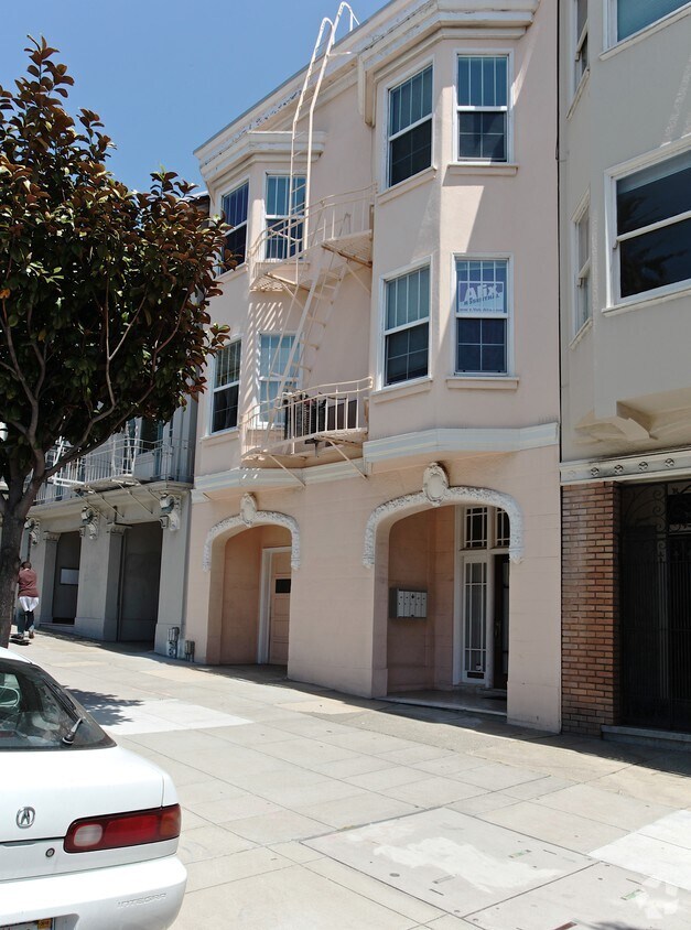 Building Photo - 185 Dolores St