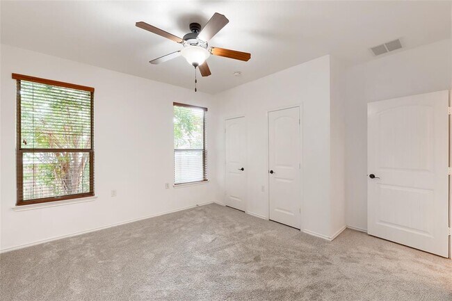 Building Photo - 8921 Stambourne St