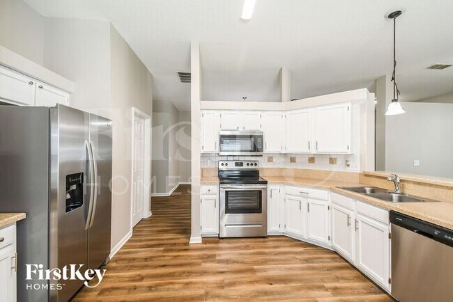 Foto del edificio - 1230 American Eagle Ln