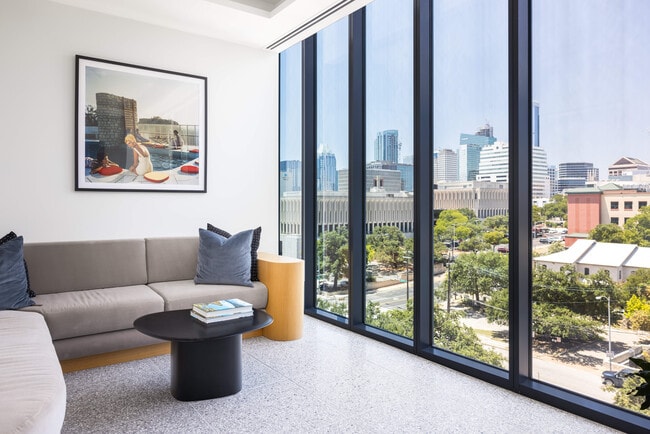 Building Photo - The Waller