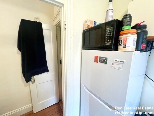 Foto del edificio - 111 Park Dr