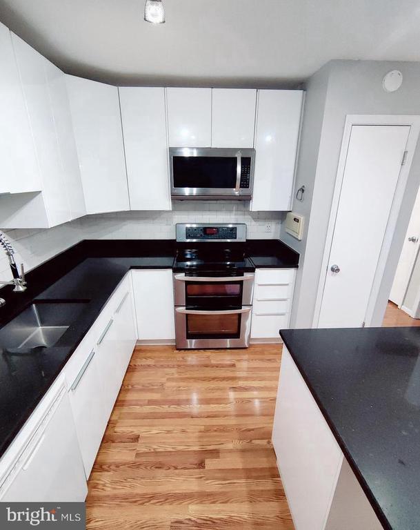 Building Photo - 14532 Ravenscar Ct