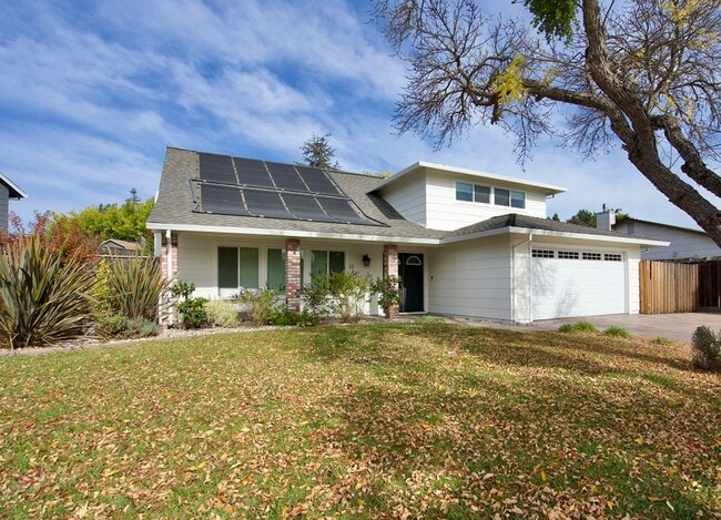Building Photo - Resort Like Living in Desirable Browns Val...