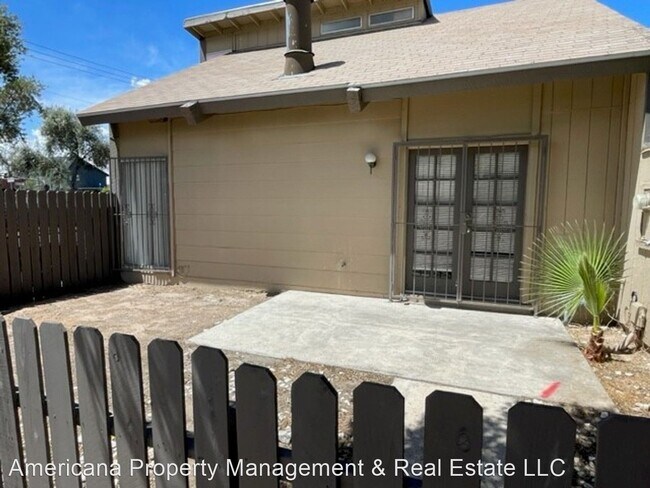 Foto del edificio - 2 br, 2 bath House - 4080 Village Square