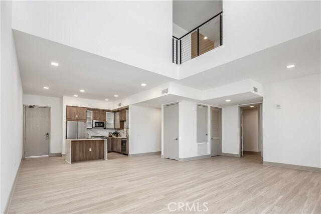 Building Photo - 6800 Variel Ave