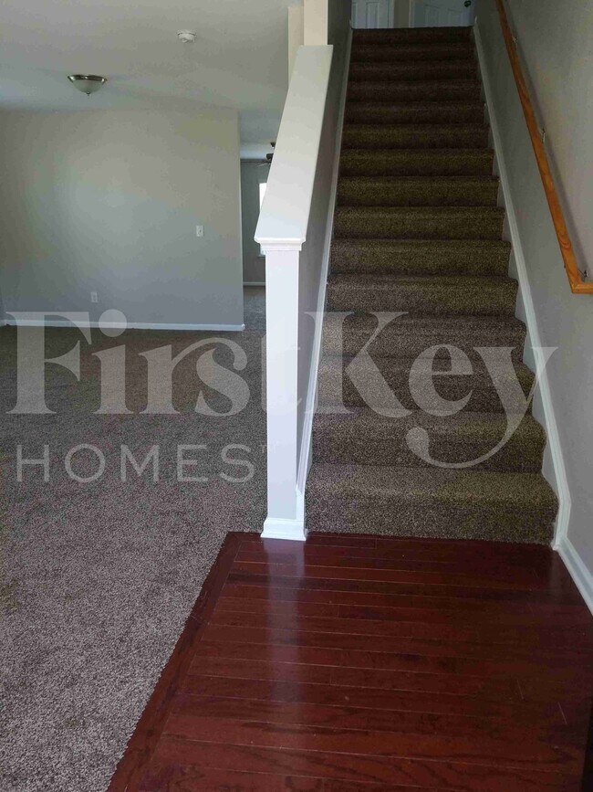 Foto del edificio - 1309 Waldridge Ct