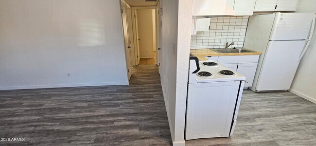 Foto del edificio - 9222 N 35th Ave