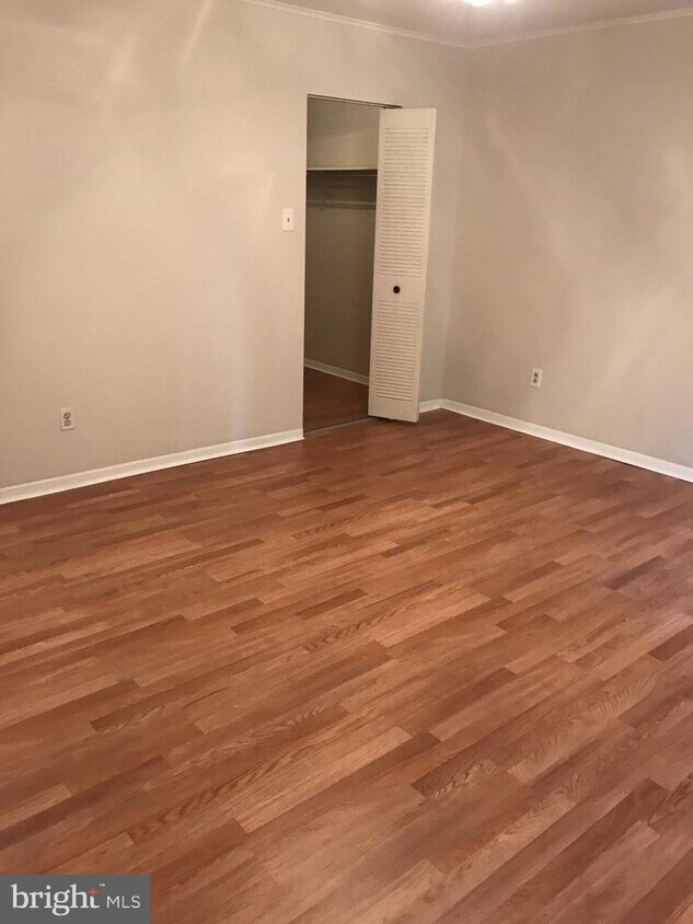 Foto principal - 49303 Delaire Landing Rd