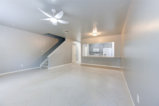 Building Photo - 3050 Holly Hall St