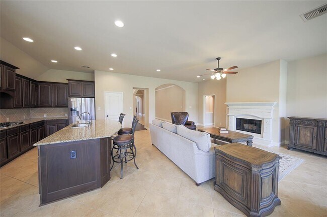 Foto del edificio - 27126 Ashley Hills Ct