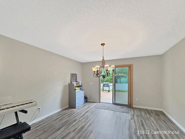 Building Photo - 15612 Canyon Ridge