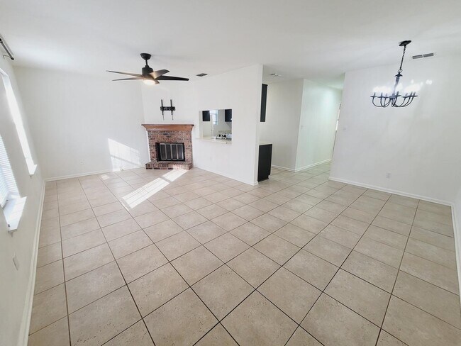 Foto del edificio - 2104 Victory Garden Ln
