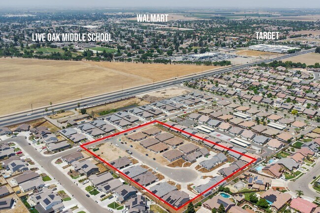 Foto del edificio - 2449 OAKMONT CIRCLE - 3 BEDROOM 2 BATH CON...