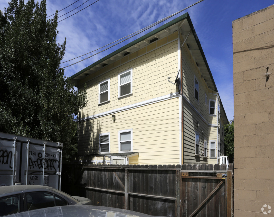 Building Photo - 1621 18th St