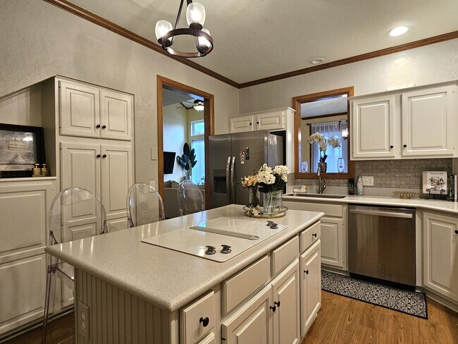 Foto del edificio - *** $500 Off Move In Special!!!*** Exquisi...