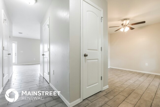 Building Photo - 5155 Wildgoose Dr