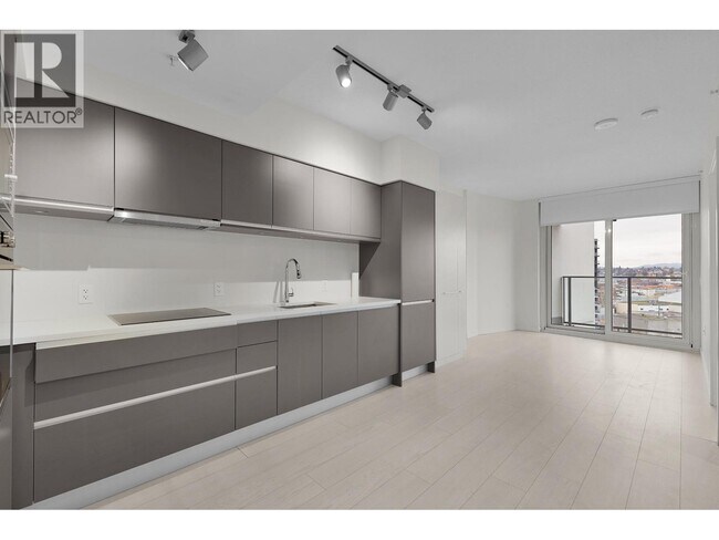 Photo du bâtiment - 180 E 2nd Ave