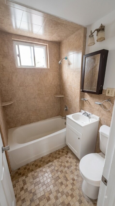 192 Isabella Ave #1 — photo 6 of 6