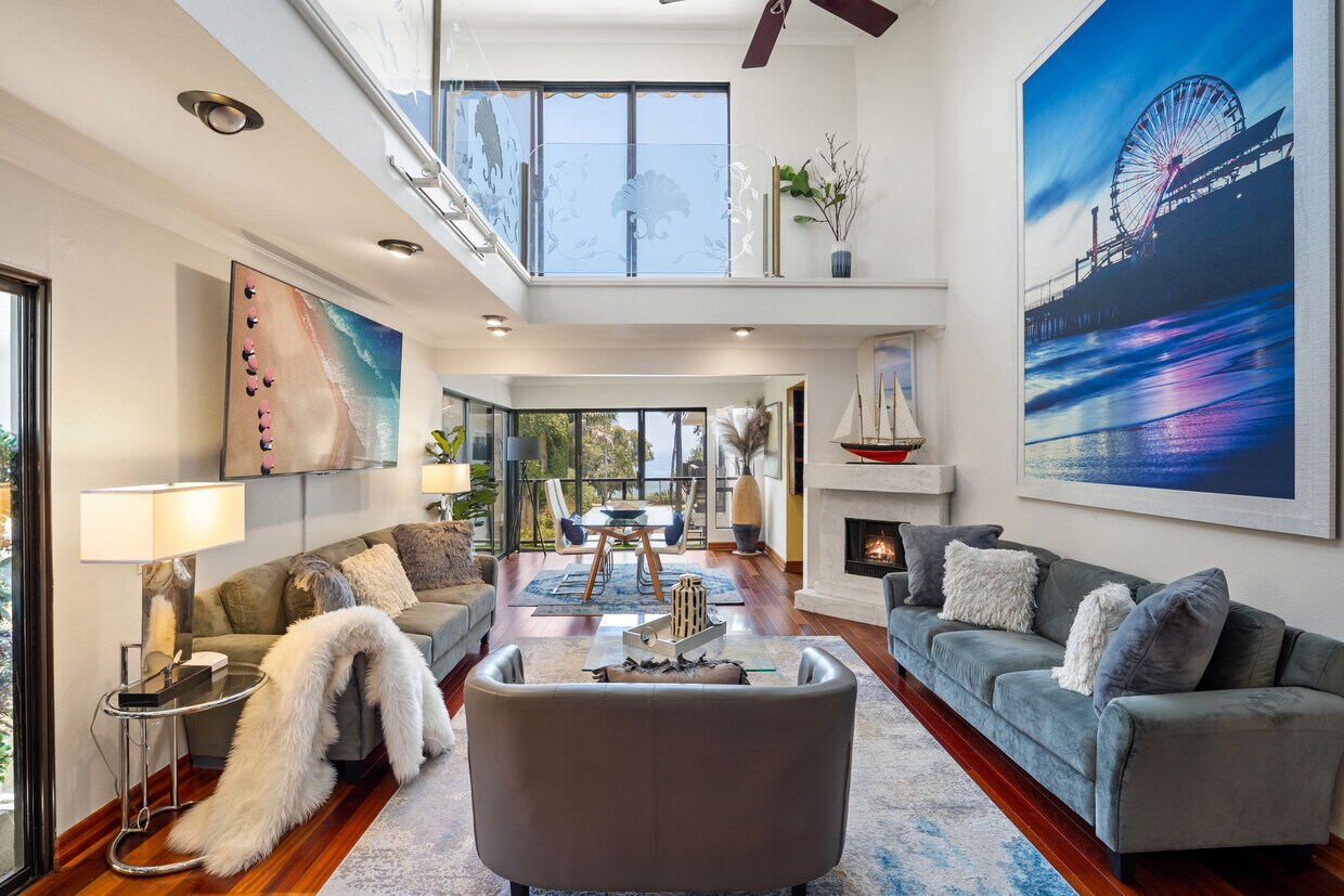 Foto principal - 833 Ocean Ave