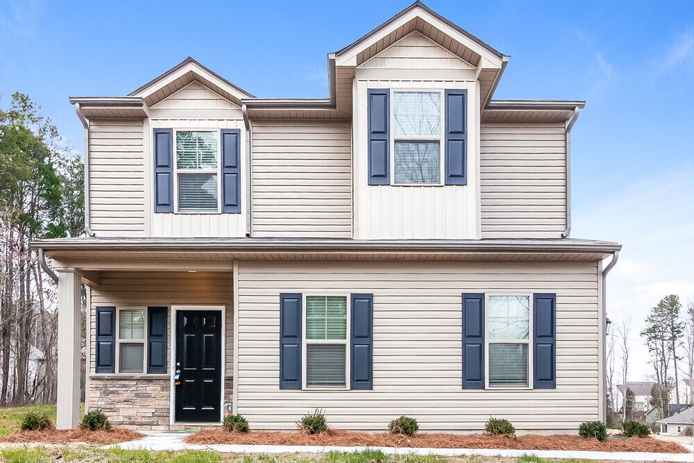 Foto principal - 12009 Titan Ave