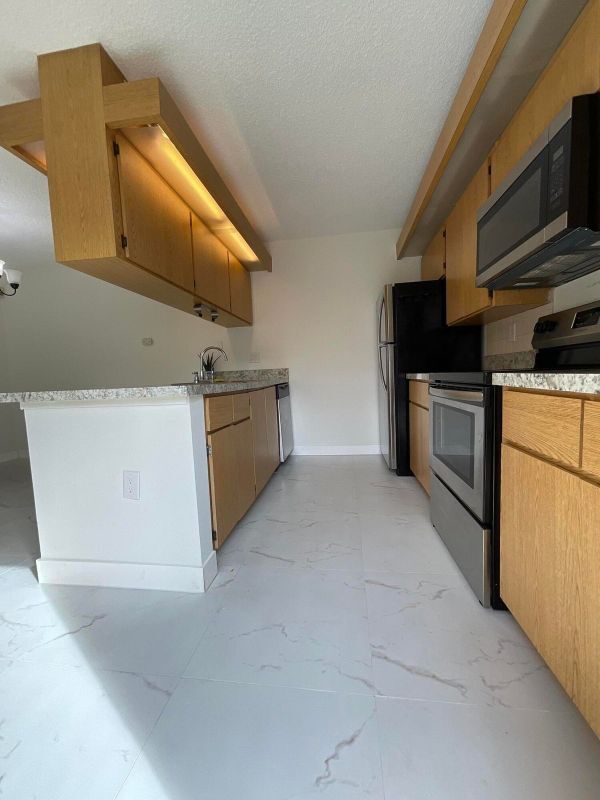 Foto del edificio - 7420 74th Way