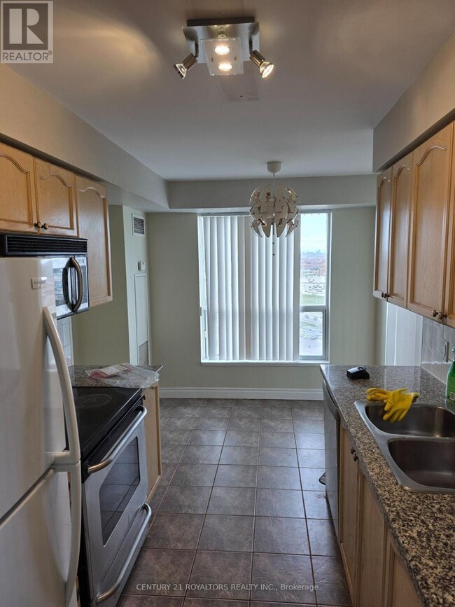 Photo du bâtiment - 4889 Kimbermount Ave