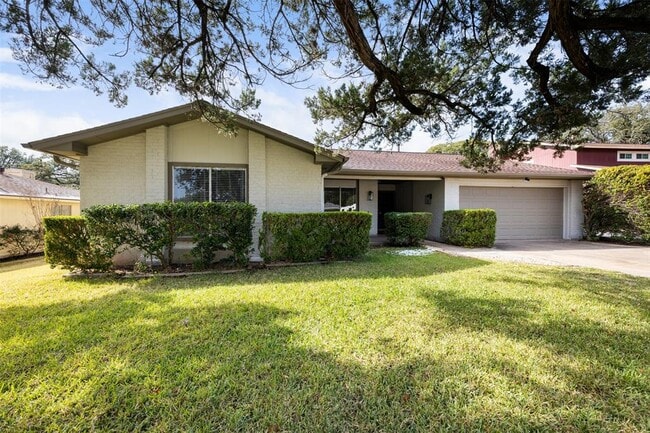 Foto del edificio - 12302 Eagle Rock Cove