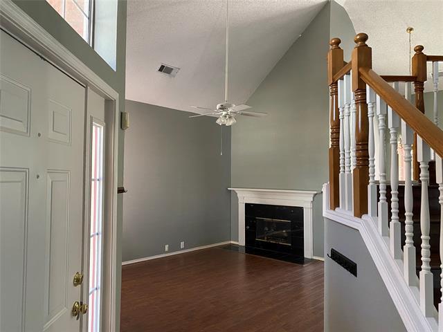Foto del edificio - 4253 Creekstone Dr