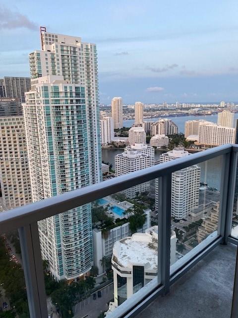 Foto del edificio - 1060 Brickell Ave