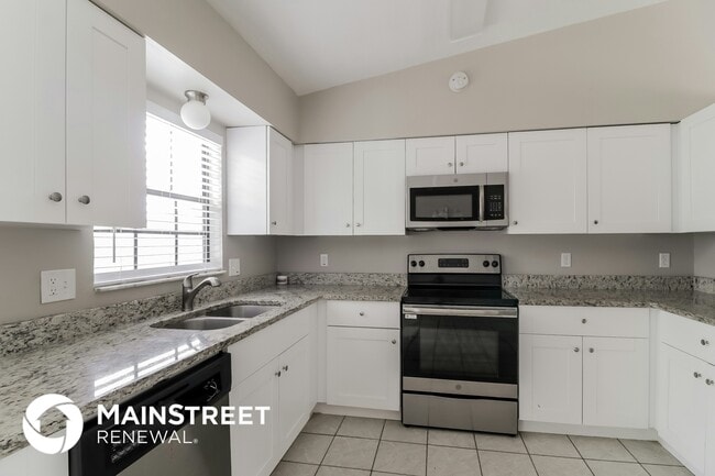 Foto del edificio - 431 Tropicaire Ave SW