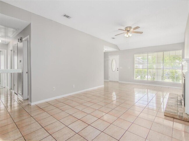 Building Photo - 3614 Ginger Ln