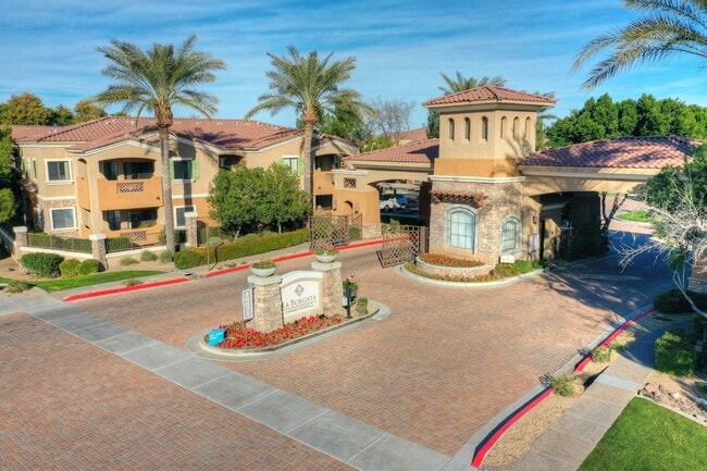 Building Photo - La Borgata