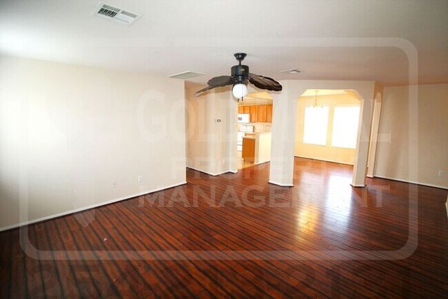 Building Photo - 505 Perseus Dr