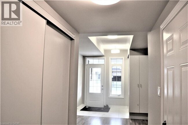 Building Photo - 113 HARTLEY Ave