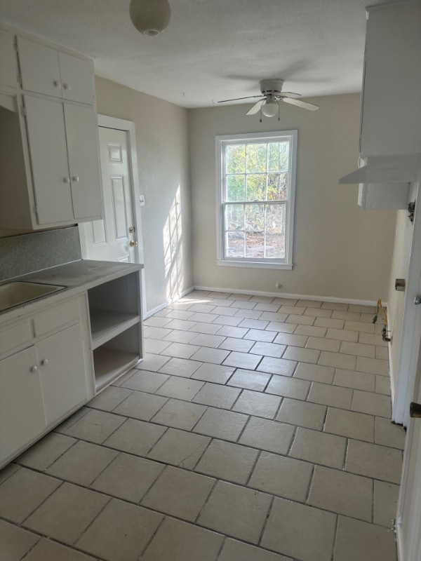 Foto del edificio - 3804 Lasker Ave