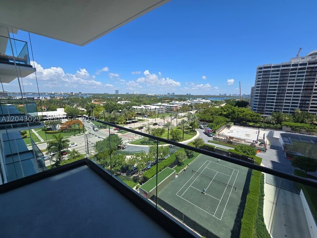Building Photo - 10185 Collins Ave