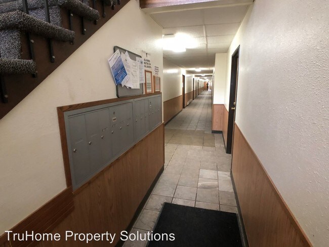 Foto del edificio - 2134 8th Ave NW