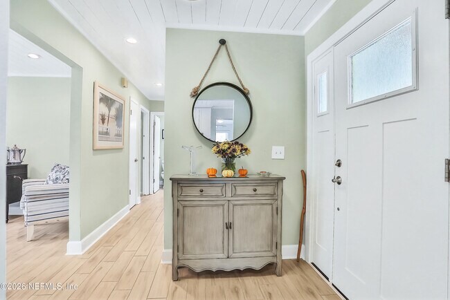 Building Photo - 33 Sailfish Dr