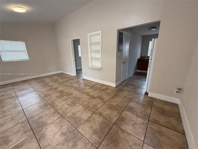 Foto del edificio - 209 SW 14th St