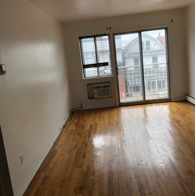 Foto del edificio - 8540 54th Ave