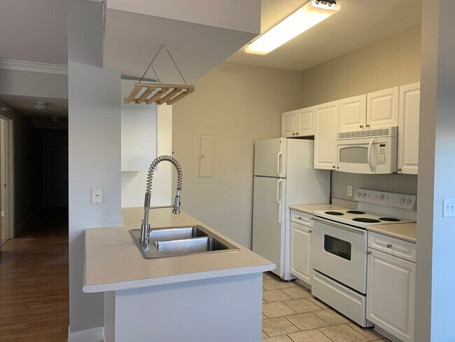 Foto del edificio - 11620 Tomahawk Creek Pkwy