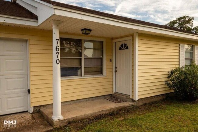 Building Photo - 7670 Homer Dr