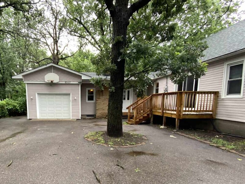 Foto principal - 8503 Goodhue St NE