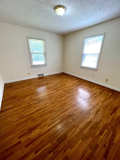 Three Bedrooms - 1537 N Kentwood Ave