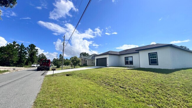 Foto del edificio - Beautiful 3 BR / 2 BA Home in Palm Bay!