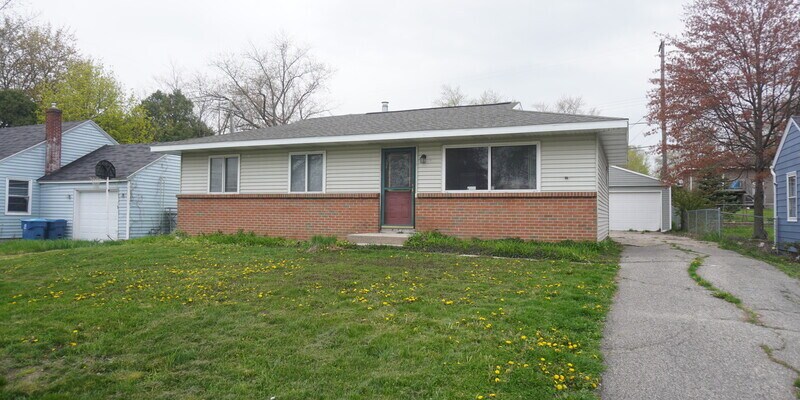 Primary Photo - 463 Cloverdale NW