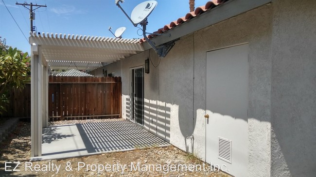 Foto del edificio - 79481 Avenue 42